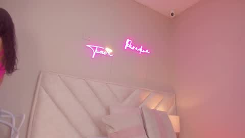 _wendy_x online show from 11/14/25, 11:42