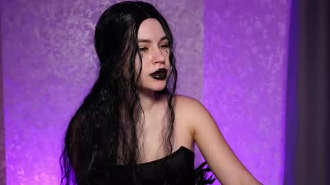 Snapshot of _white_mask_ chatting on 12/19/25, 11:50 _white_mask_ online show from 12/19/25, 11:50