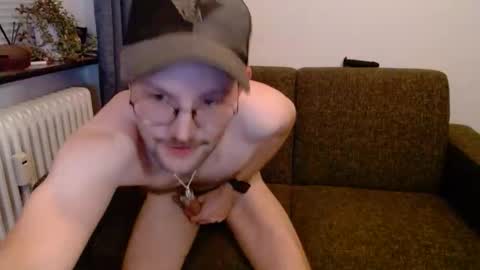 _whoisthatguy_ online show from 11/05/25, 06:52