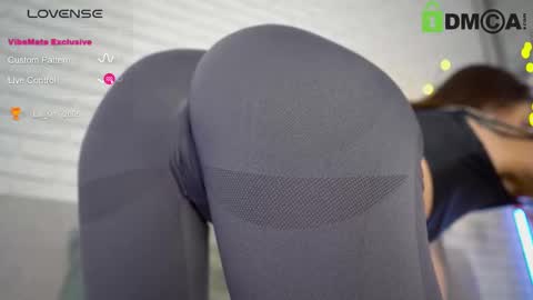 Lily online show from 02/25/25, 12:14