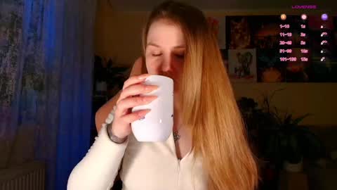 Enni online show from 02/08/26, 06:28