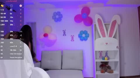 Luisa  online show from 04/16/26, 05:41