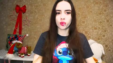 Snapshot of _your_fantasy_girl chatting on 01/08/25, 12:58 Alisa online show from 01/08/25, 12:58