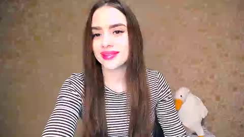 Snapshot of _your_fantasy_girl chatting on 02/13/25, 08:34 Alisa online show from 02/13/25, 08:34