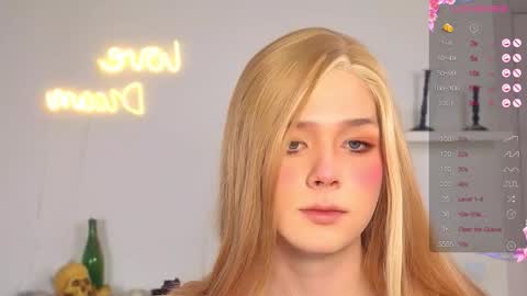 LITTLE FOX online show from 10/16/25, 11:44