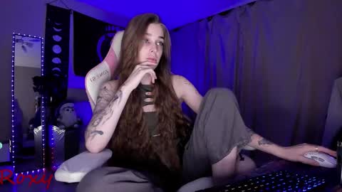 Roxy online show from 09/13/25, 11:48