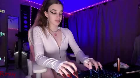 Roxy online show from 01/10/26, 12:34