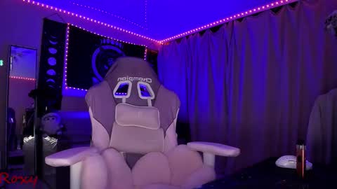 Roxy online show from 01/15/26, 12:15