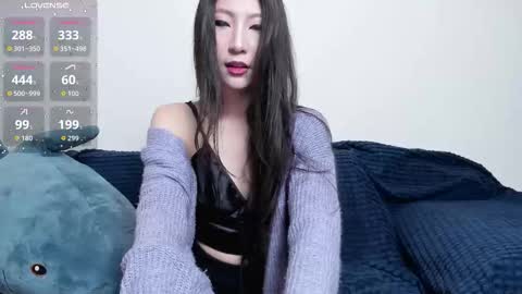 Mia online show from 10/29/25, 12:46