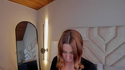 Snapshot of _zoe_3 chatting on 07/10/26, 01:14 Zoe online show from 07/10/26, 01:14