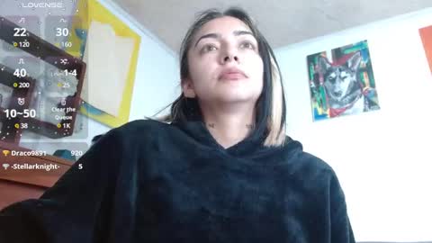 Snapshot of _zoebakers chatting on 12/17/24, 01:38 Zoe  online show from 12/17/24, 01:38