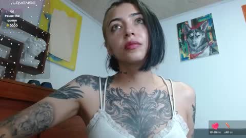 Snapshot of _zoebakers chatting on 01/29/25, 09:44 Zoe  online show from 01/29/25, 09:44