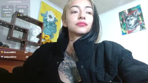 Snapshot of _zoebakers chatting on 02/12/25, 01:37 Zoe  online show from 02/12/25, 01:37