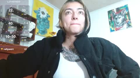 Snapshot of _zoebakers chatting on 02/19/25, 09:50 Zoe  online show from 02/19/25, 09:50