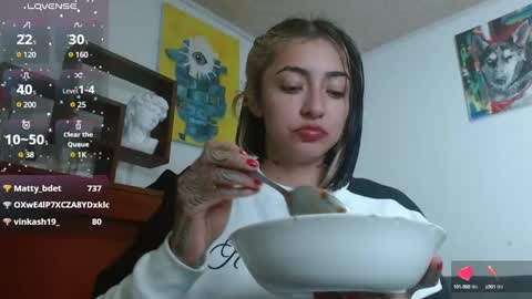 Snapshot of _zoebakers chatting on 03/05/25, 09:26 Zoe  online show from 03/05/25, 09:26