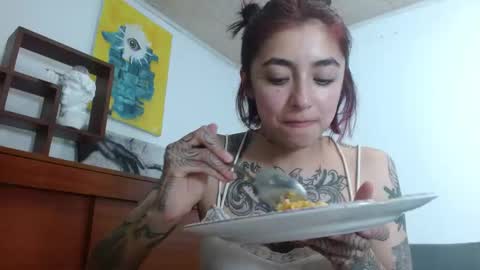 Snapshot of _zoebakers chatting on 09/13/25, 12:54 Zoe  online show from 09/13/25, 12:54