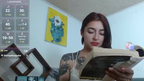 Snapshot of _zoebakers chatting on 10/01/25, 04:51 Zoe  online show from 10/01/25, 04:51