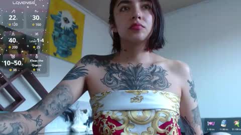 Snapshot of _zoebakers chatting on 10/21/25, 05:35 Zoe  online show from 10/21/25, 05:35