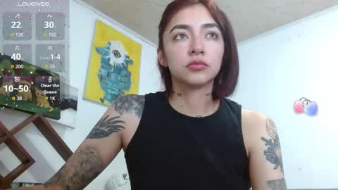 Zoe  online show from 11/19/25, 01:55