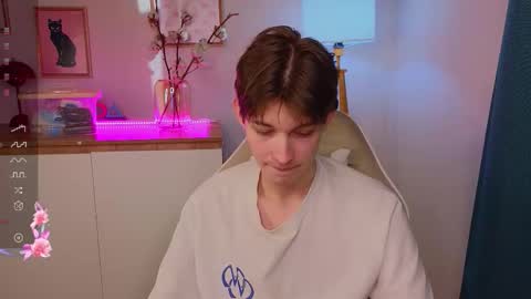 Snapshot of a11ice chatting on 02/25/26, 01:32 Denis online show from 02/25/26, 01:32