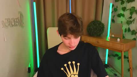 Snapshot of a11ice chatting on 02/27/26, 01:11 Denis online show from 02/27/26, 01:11