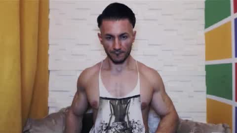 Snapshot of a1devilbody chatting on 10/21/25, 12:00 a1devilbody online show from 10/21/25, 12:00