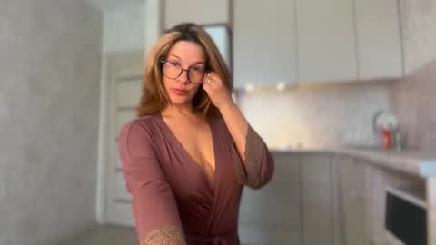        online show from 10/13/25, 08:14