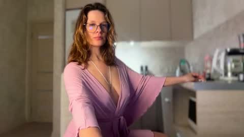        online show from 12/21/25, 10:06