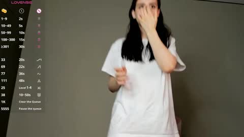 Anny online show from 04/04/26, 11:18
