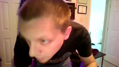 Snapshot of a_bored_dragon chatting on 01/11/25, 03:52 A Bored Dragon online show from 01/11/25, 03:52