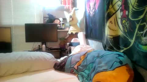 Snapshot of a_bored_dragon chatting on 09/26/25, 04:22 A Bored Dragon online show from 09/26/25, 04:22