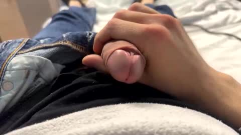 Snapshot of a_c6t chatting on 04/13/26, 12:43 a_c6t online show from 04/13/26, 12:43