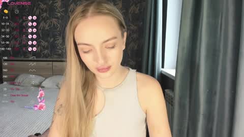 Adelina online show from 04/01/26, 10:27