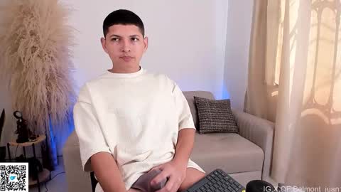 a_lejandro_0_8 online show from 04/10/26, 02:55