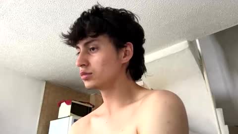 Snapshot of a_littlee_bear chatting on 11/13/25, 06:07 a littlee bear online show from 11/13/25, 06:07