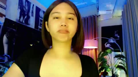 Lovely Yana  online show from 10/16/25, 06:25