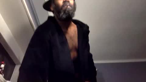 a_rizzy85 online show from 05/11/26, 08:53