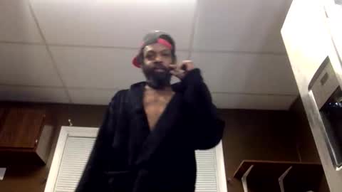 a_rizzy85 online show from 05/22/26, 05:03