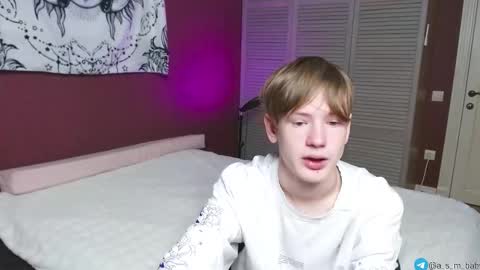 Kris Michael online show from 09/23/25, 08:23