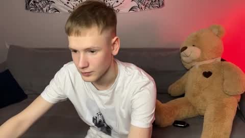 Kris Michael online show from 04/01/26, 08:06