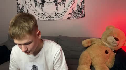 Kris Michael online show from 04/02/26, 06:38