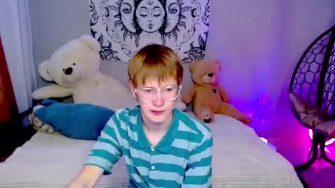 Kris Michael online show from 07/28/26, 03:21