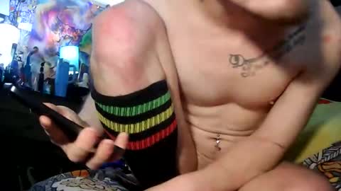 Chris online show from 11/12/25, 03:40