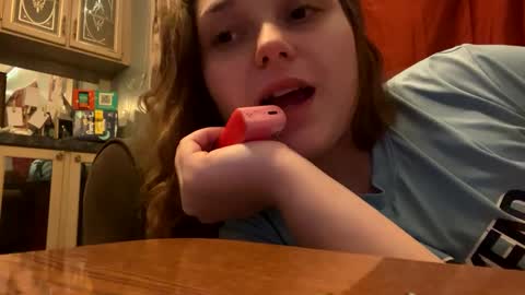 aa_xys1 online show from 10/03/25, 09:39