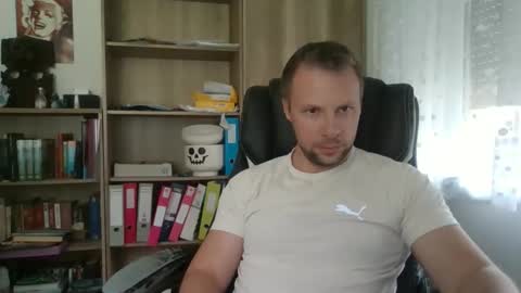 Long distance cumshot online show from 05/19/26, 09:37