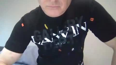 Snapshot of aaaronh chatting on 11/18/25, 11:59 Dirtybirdcrypto online show from 11/18/25, 11:59