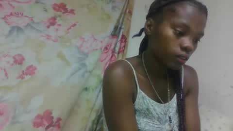 aadienne online show from 04/09/26, 07:47