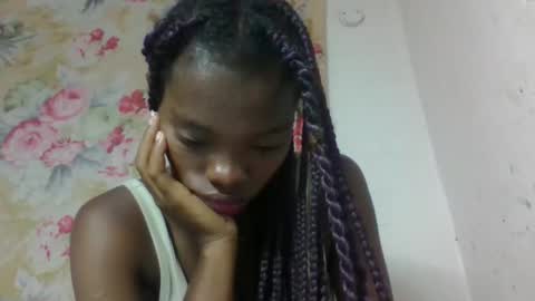 Snapshot of aadienne chatting on 05/01/26, 02:16 aadienne online show from 05/01/26, 02:16