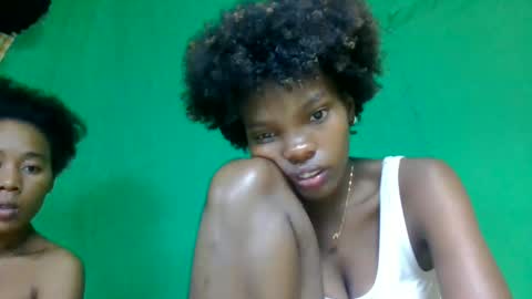 Snapshot of aadienne chatting on 05/24/26, 08:03 aadienne online show from 05/24/26, 08:03
