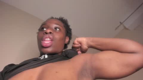 Snapshot of aafricaaa chatting on 12/12/24, 08:14 Sara online show from 12/12/24, 08:14